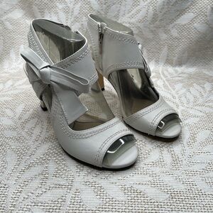 Array Charlie Slingback Women’s Pumps Dress Sandal Bow Wedding Shoes 5.5 New